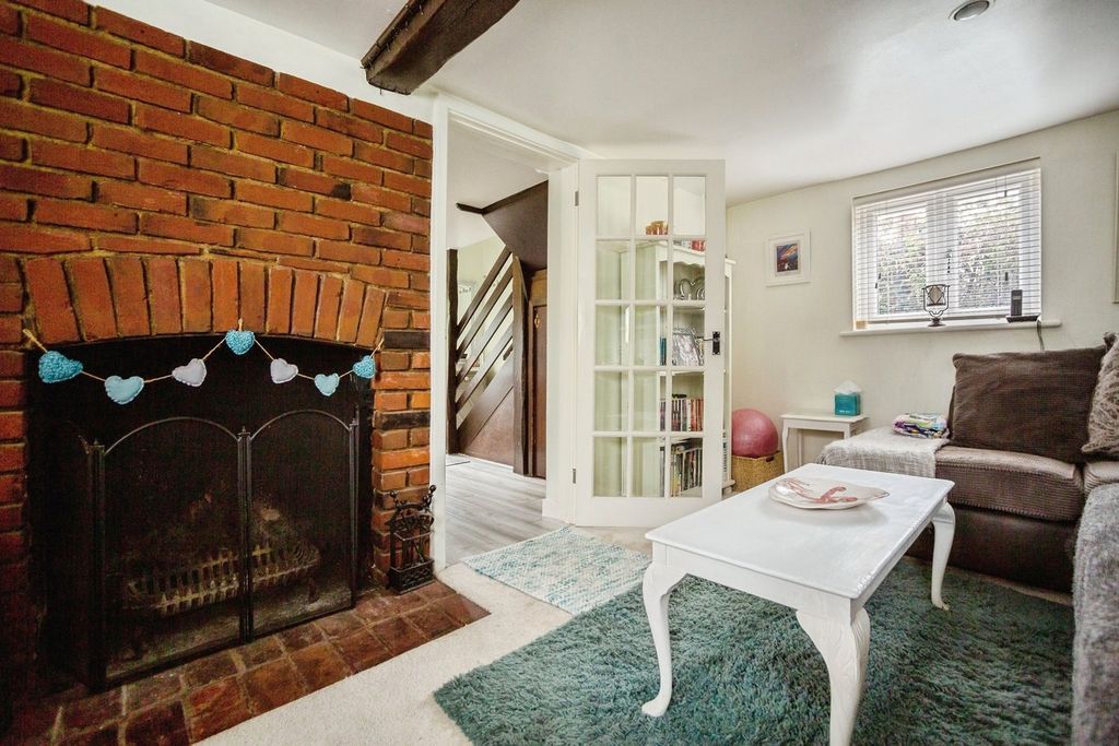 Property photo 3 of 17