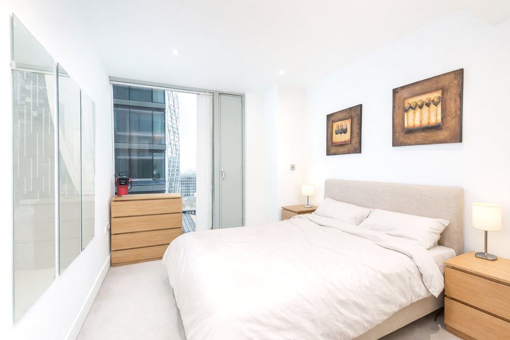 Property photo 3 of 6 Picture No. 11