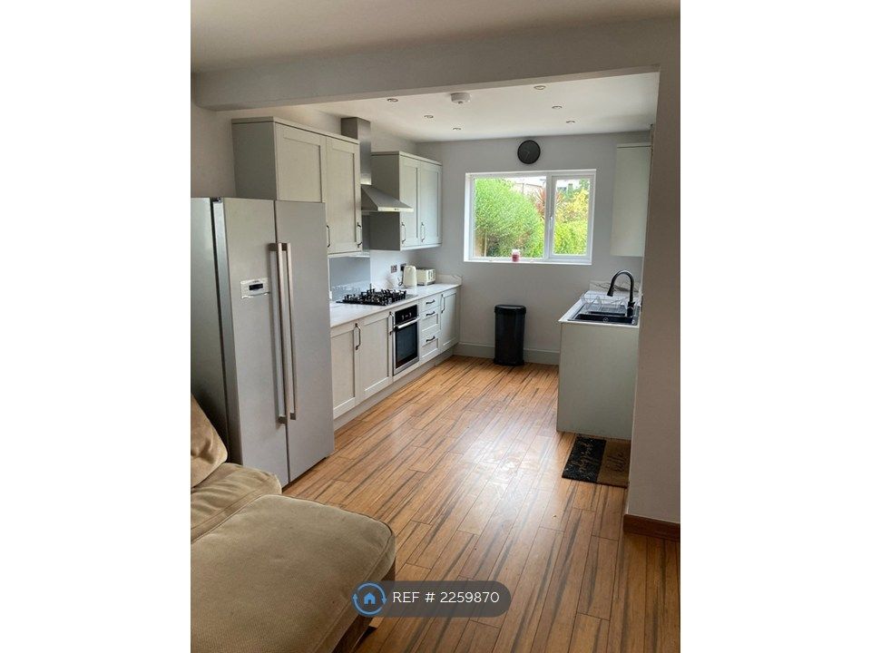 Property photo 1 of 27 Kitchen