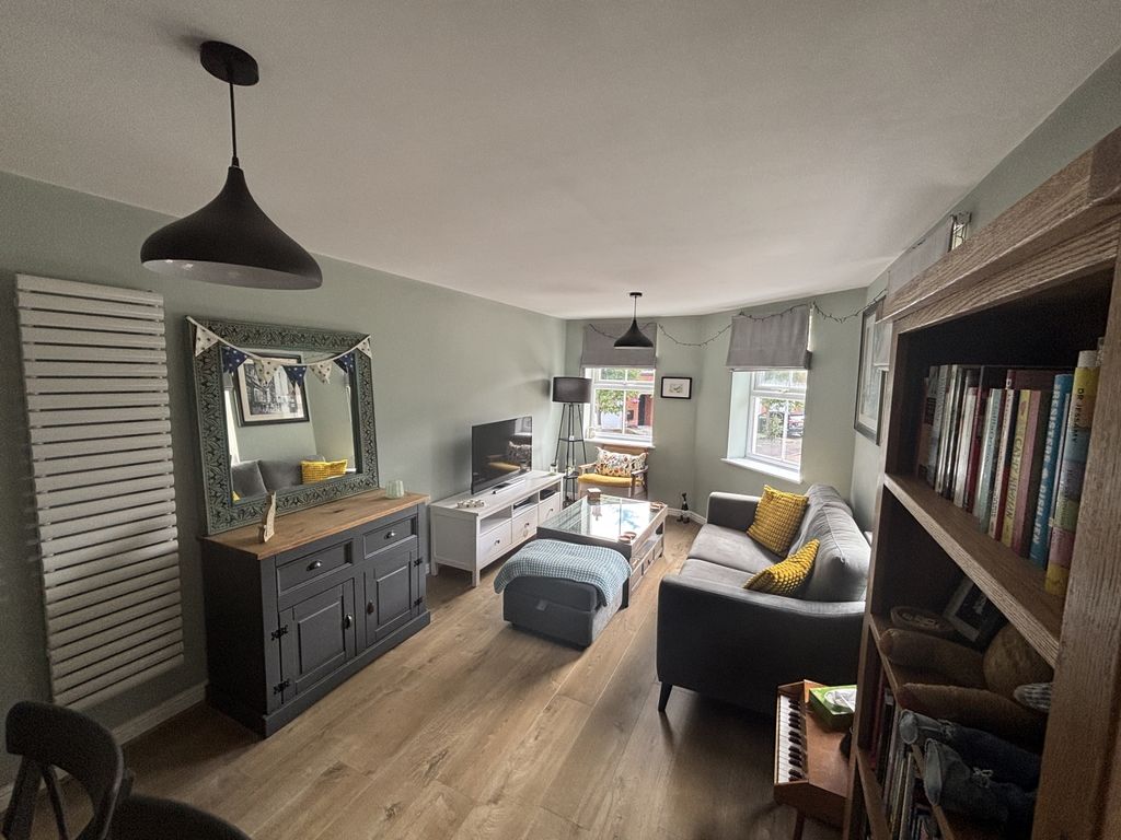 Property photo 2 of 13 Img_0282