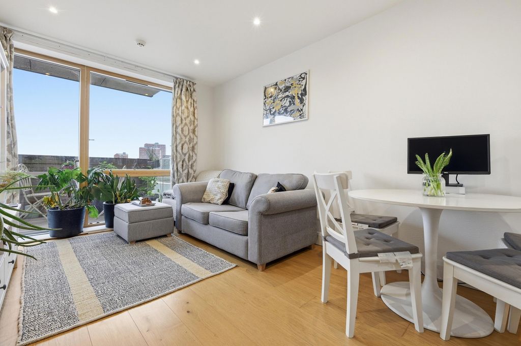 Property photo 1 of 14 006_Img_3485_Autoremove_16095724