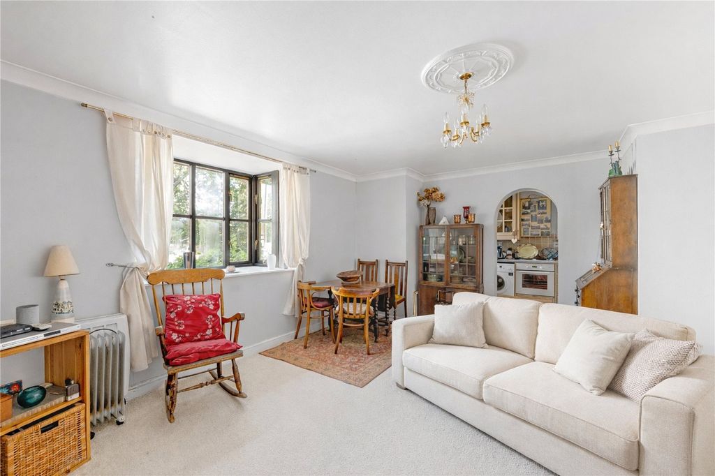 Property photo 2 of 11 Picture No. 23