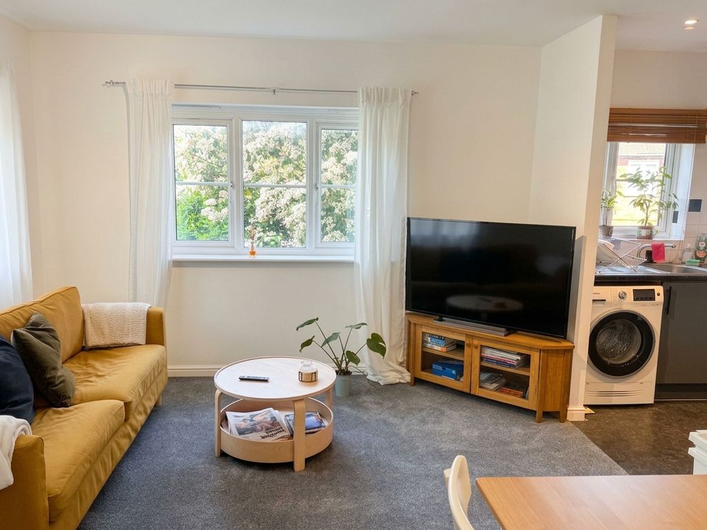 Property photo 3 of 9