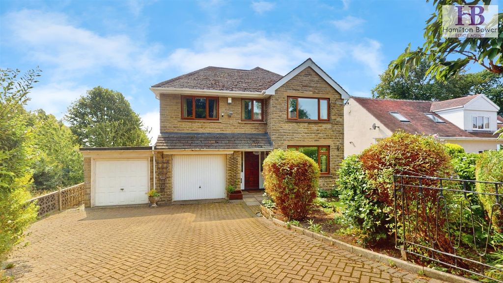 Property photo 1 of 16 341E2847-1-St-Pauls-Grove-08072025_084441.Jpg