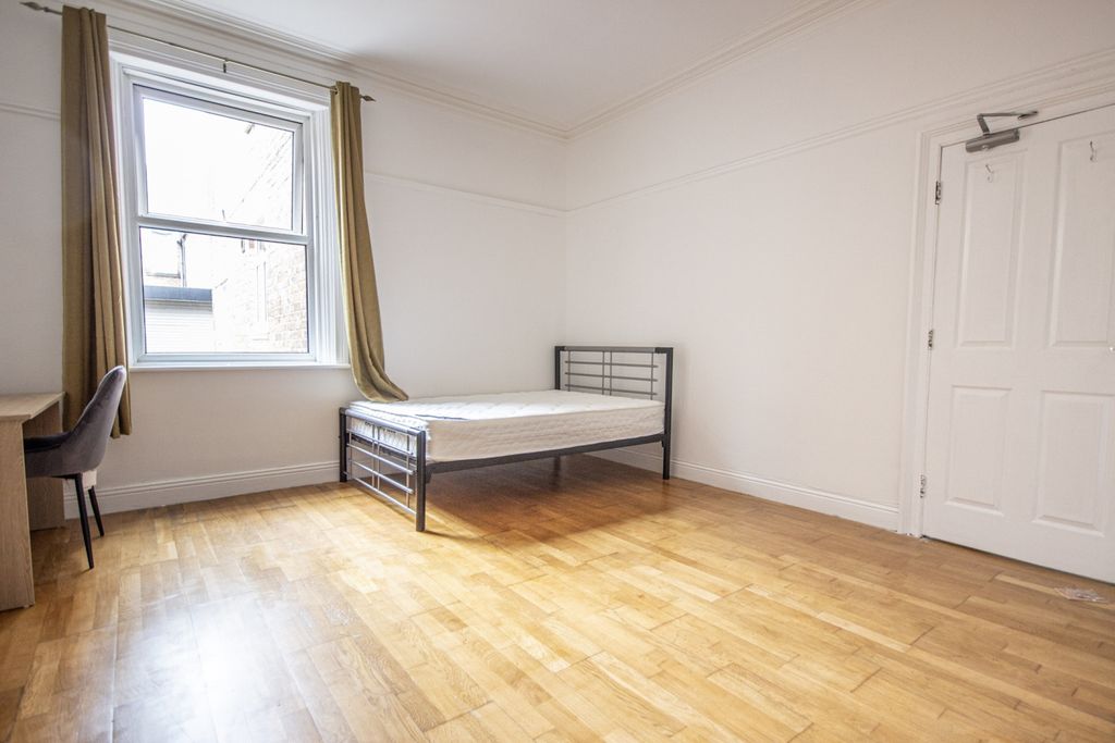 Property photo 2 of 20 2