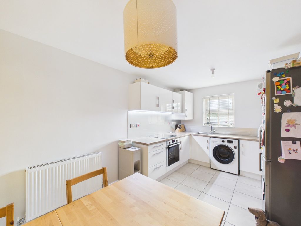 Property photo 2 of 23 4886533