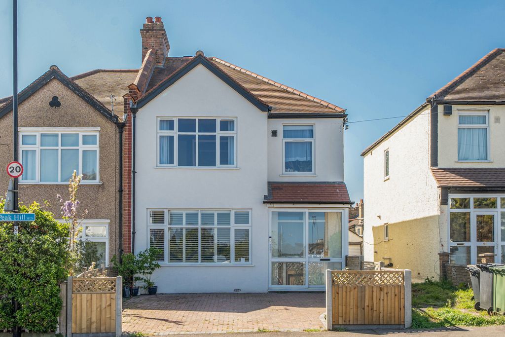 Property photo 1 of 18 1447072-2-69E8d0A...
