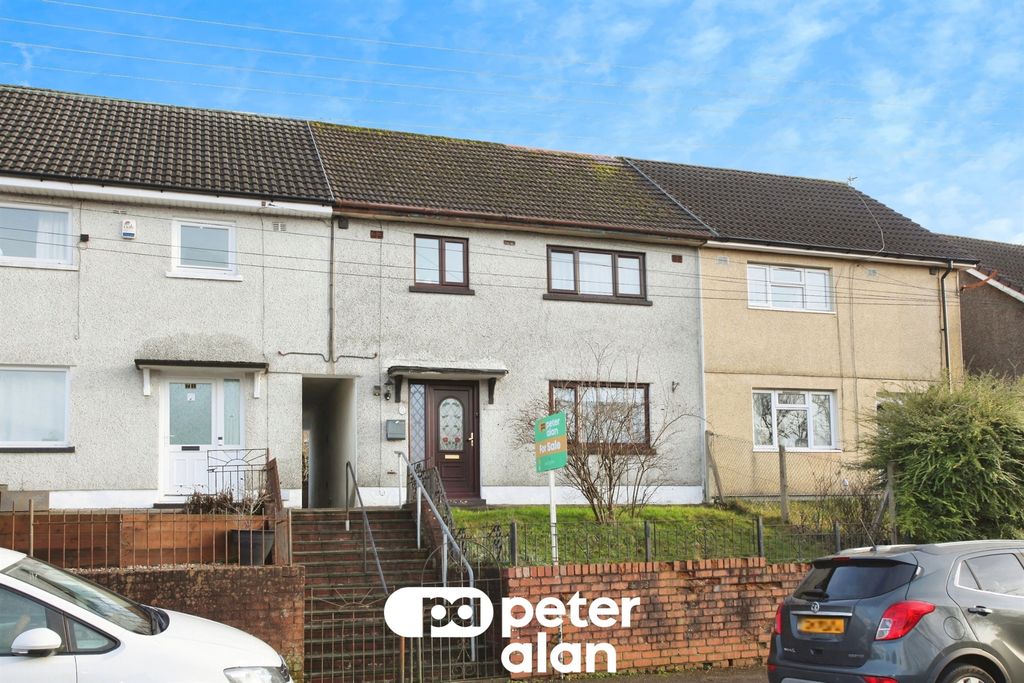 Property photo 2 of 22