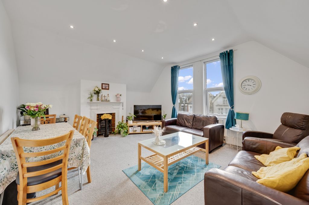 Property photo 3 of 15 Photo 3