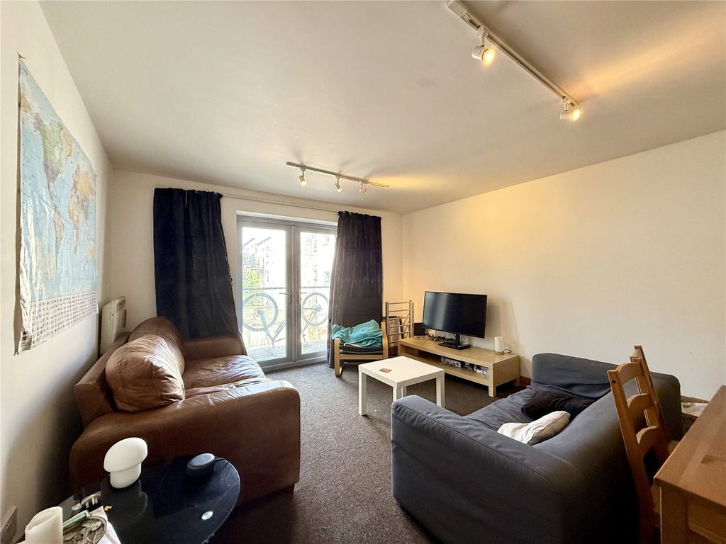 Property photo 2 of 10 Picture No. 07