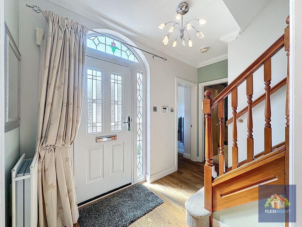 Property photo 2 of 50 4380121