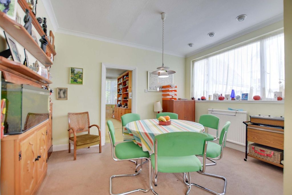 Additional image 17 of 5 bed detached house for saleBarrington Road, Stoneygate, Leicester LE2