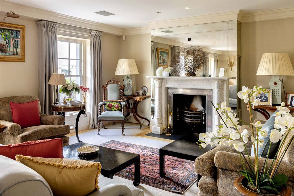 Property photo 1 of 9 Drawing Room