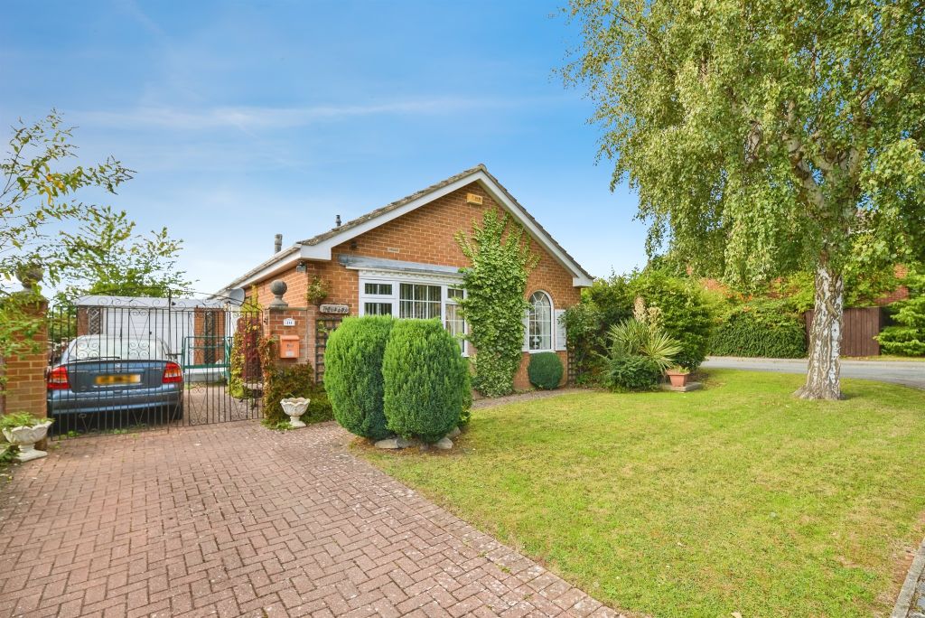 Property photo 1 of 17