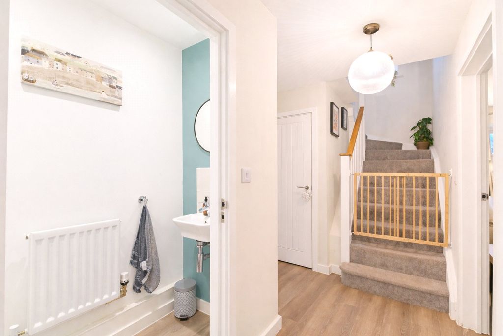 Property photo 3 of 14 Picture No. 21