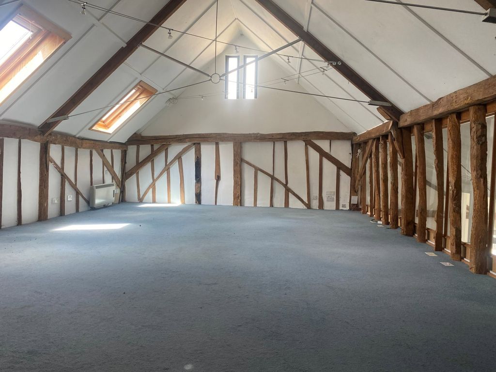 Property photo 3 of 4
