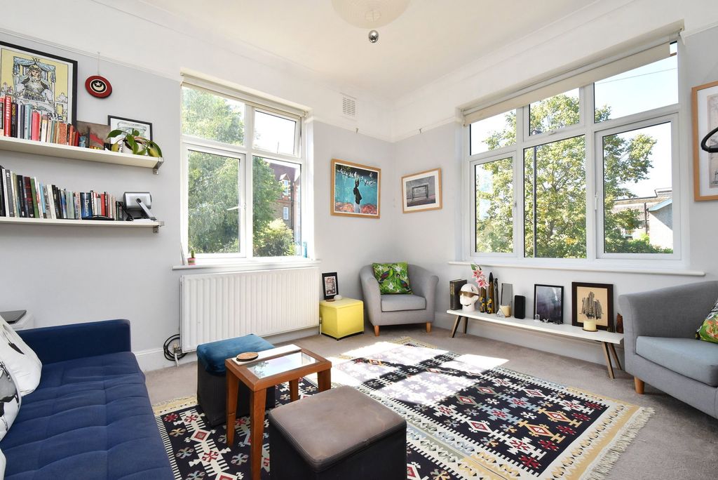 Property photo 2 of 13