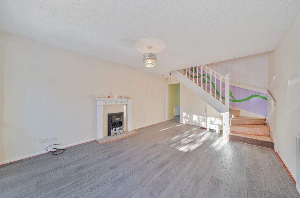 Property photo 2 of 23 1387169-27-695Bcb57Efcad-Arw-1