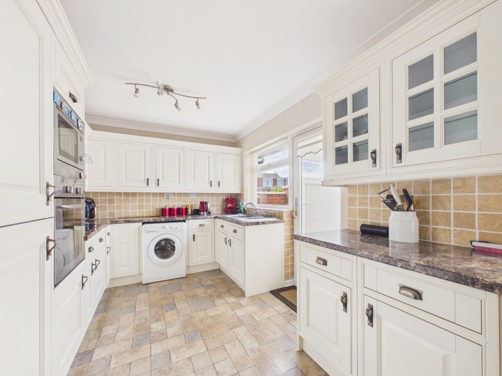 Property photo 2 of 25 5269004