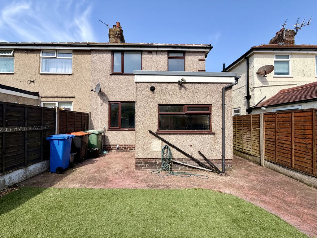 Property photo 2 of 16