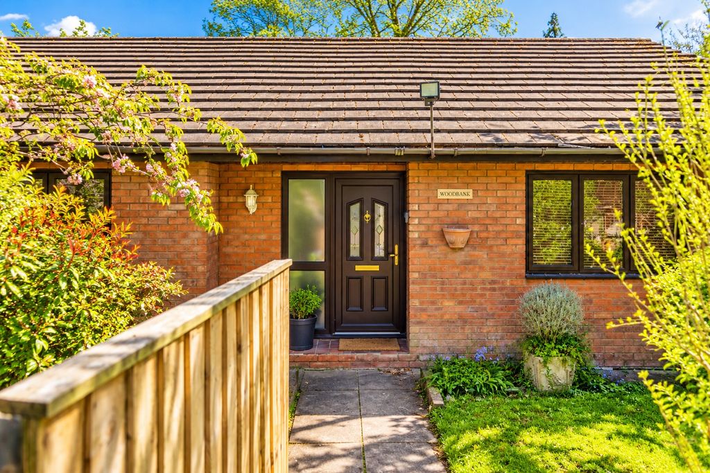 Property photo 2 of 17 Picture No. 19