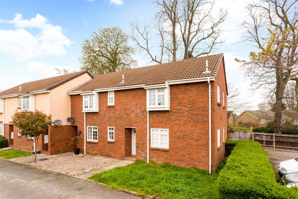 Property photo 1 of 8