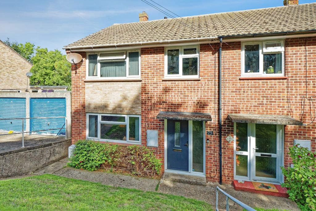 Property photo 1 of 12