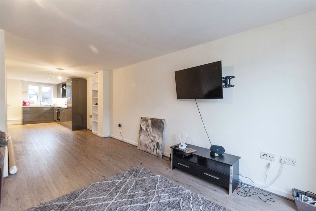 Additional image 7 of 2 bed maisonette for saleGrove Road, Hitchin SG4