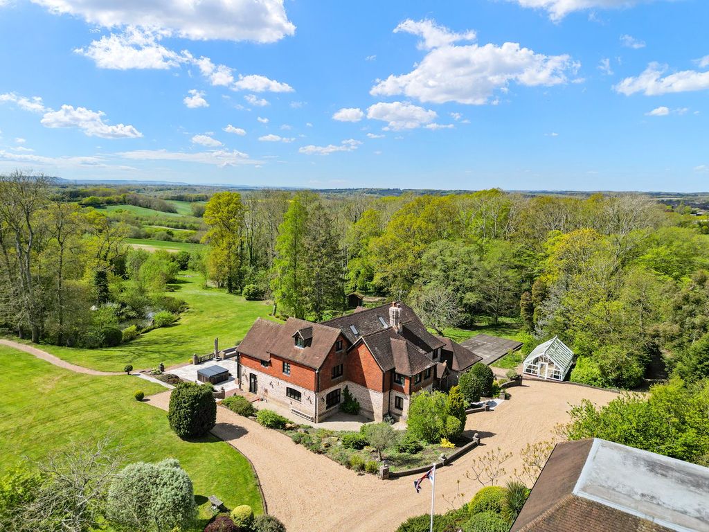 Property photo 1 of 33