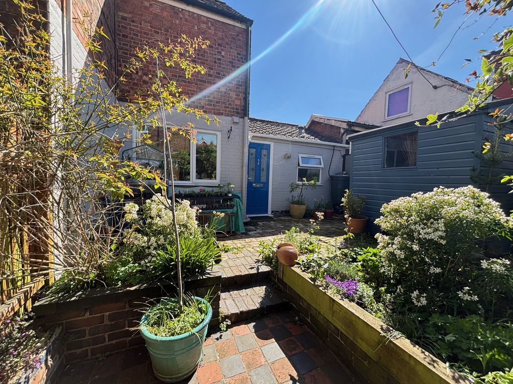 Property photo 2 of 16