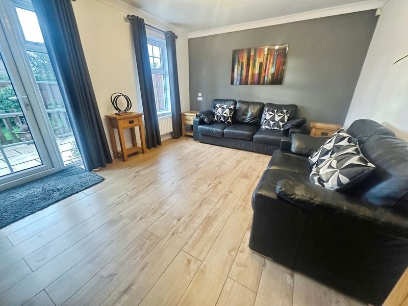 Property photo 3 of 13 Photo 11