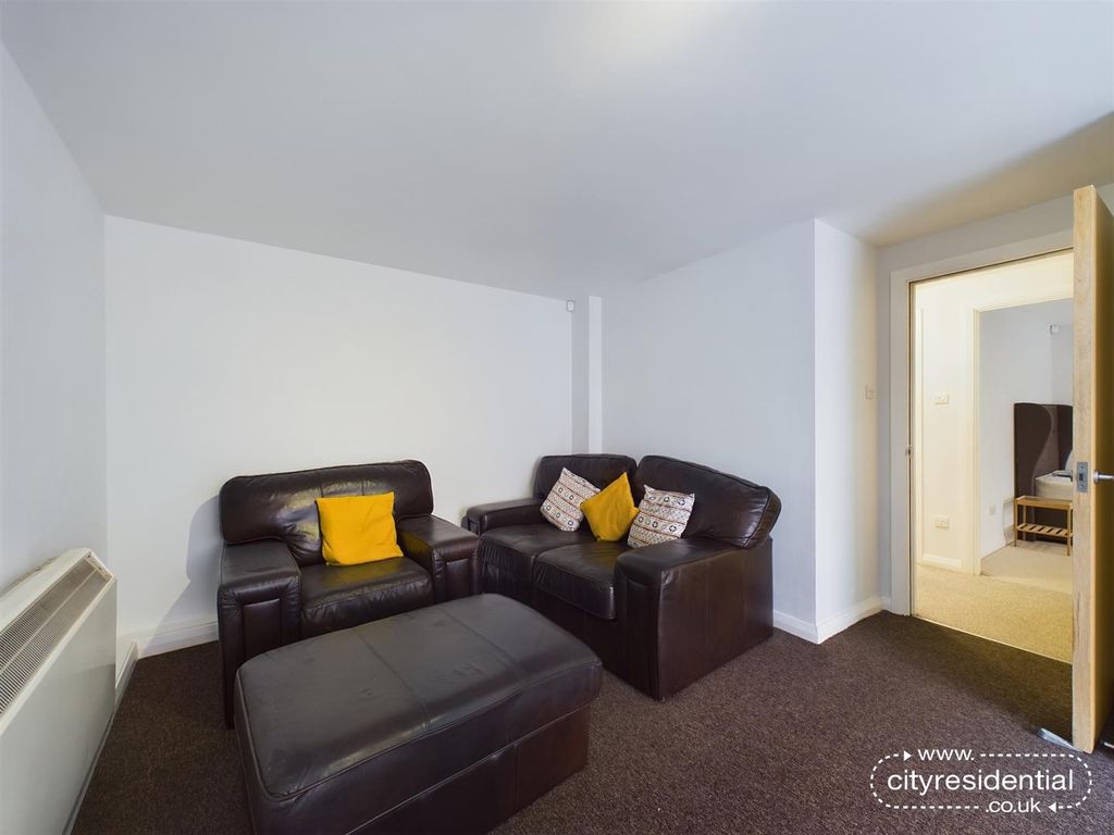 Property photo 2 of 14 Living Room.Jpg