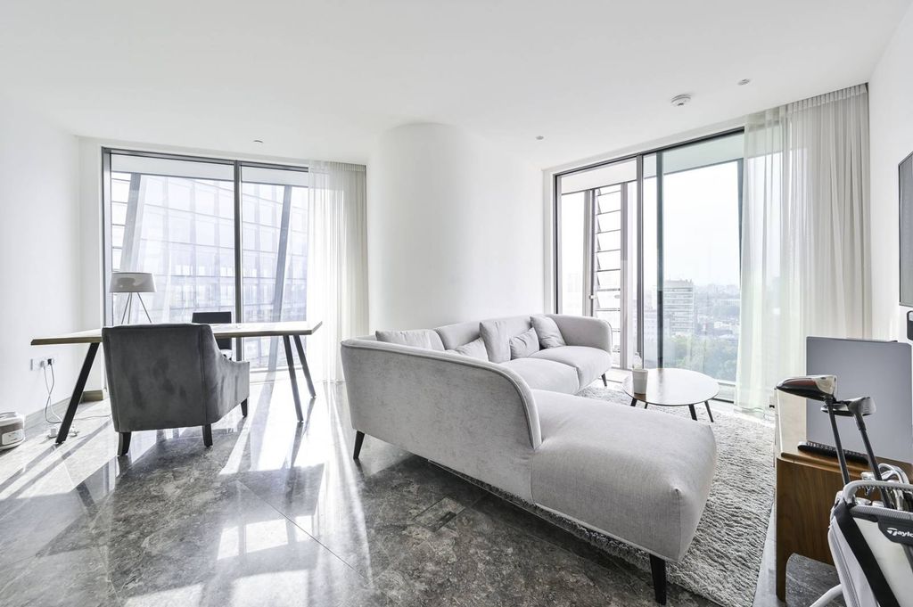 Property photo 2 of 24