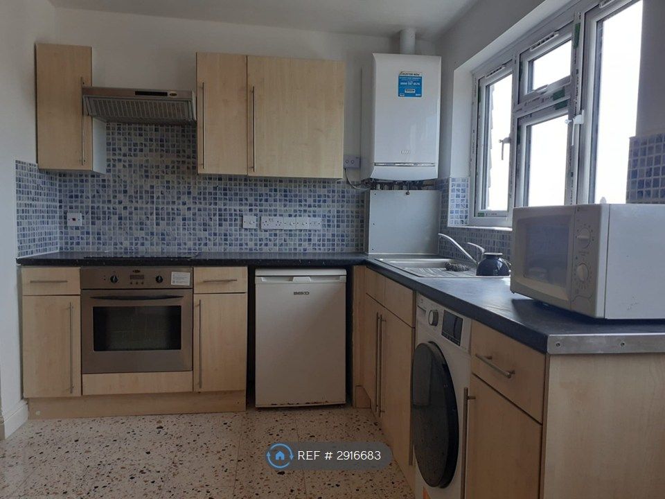 Property photo 3 of 7