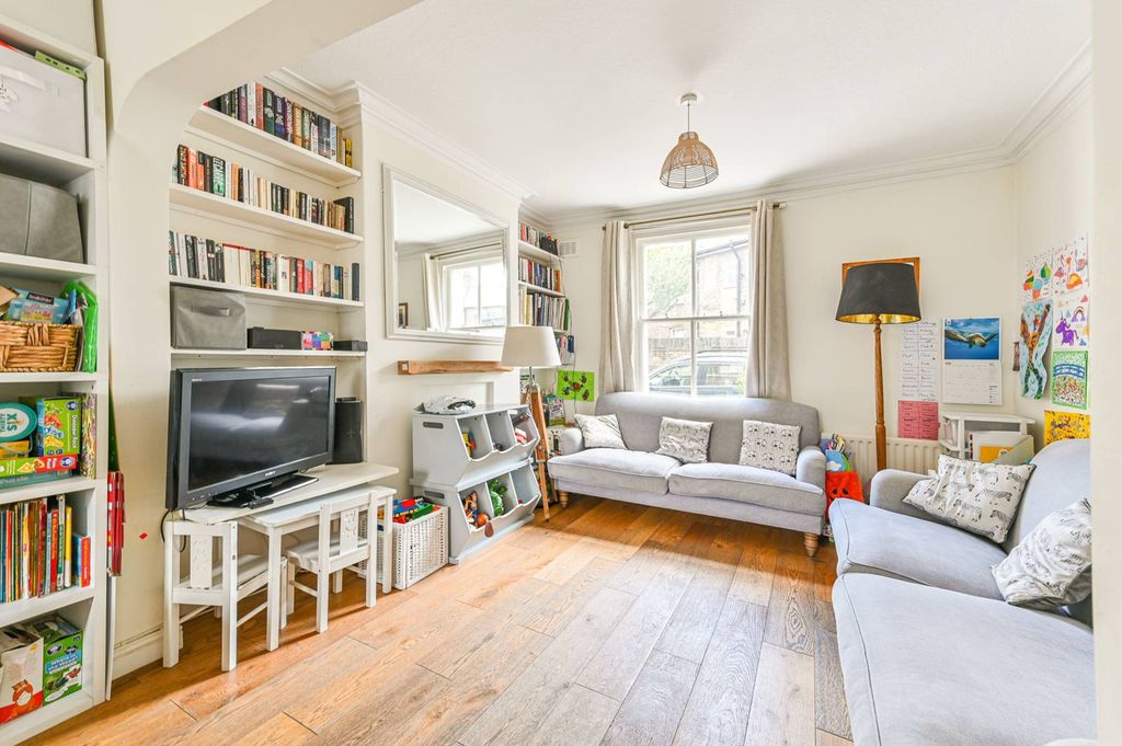 Property photo 1 of 19