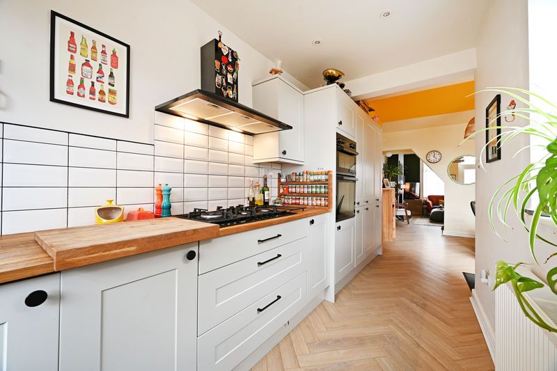 Property photo 2 of 32 Kitchen