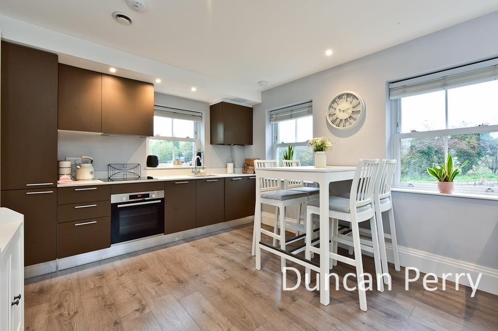 Additional image 4 of 2 bed flat for saleBell Lane, Brookmans Park AL9