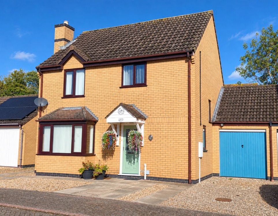 Property photo 1 of 18