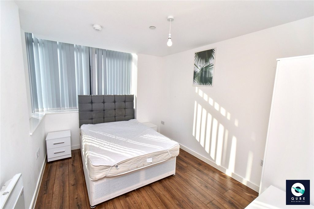 Property photo 3 of 6 Picture No. 06