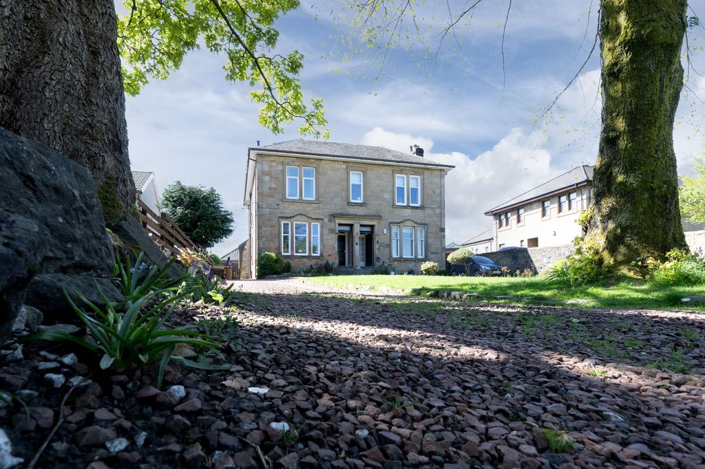 Property photo 1 of 25