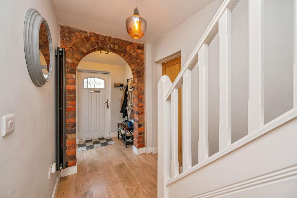 Property photo 3 of 27 113Comberfordroad-5.Jpg