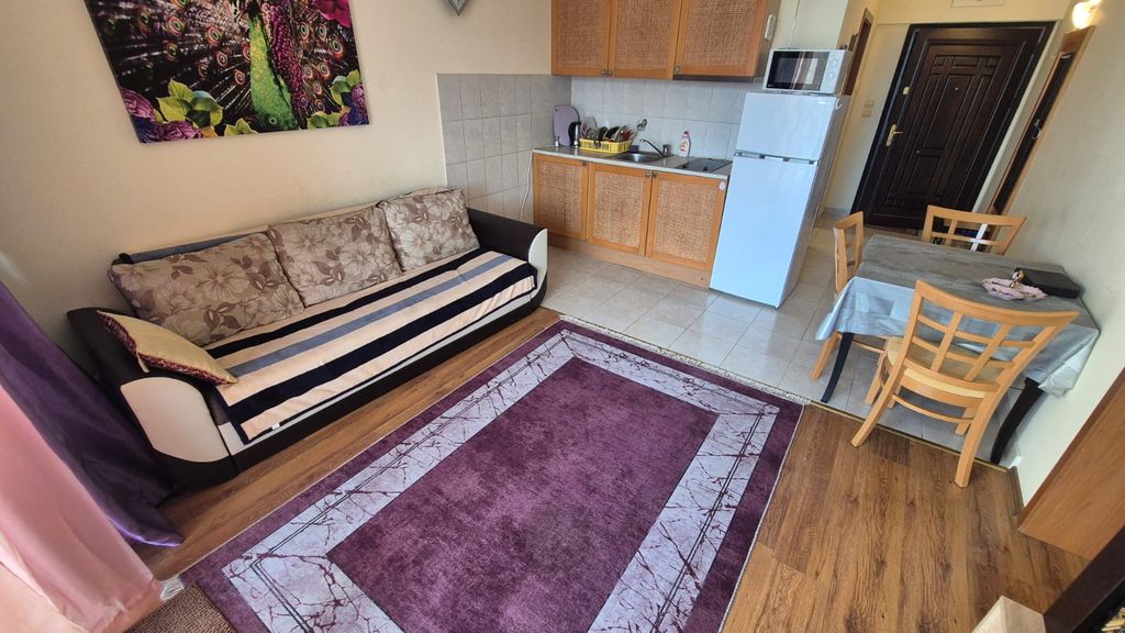 Property photo 3 of 24