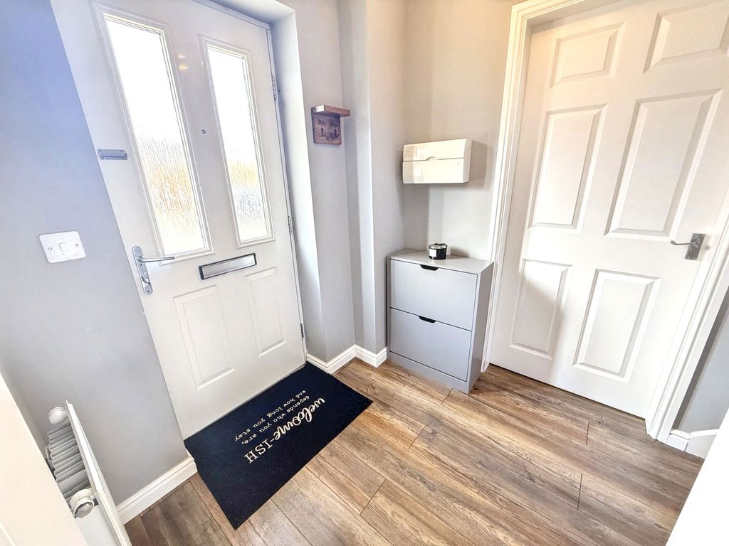 Property photo 2 of 24