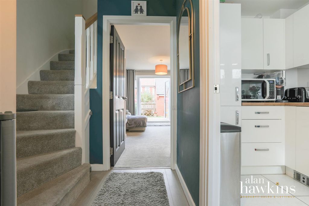 Property photo 3 of 14 Ah3615-15.Jpg