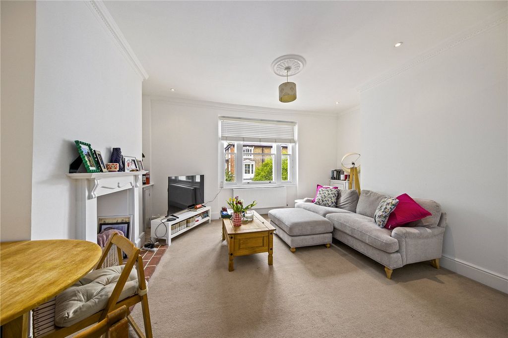 Property photo 2 of 7 Picture No. 30