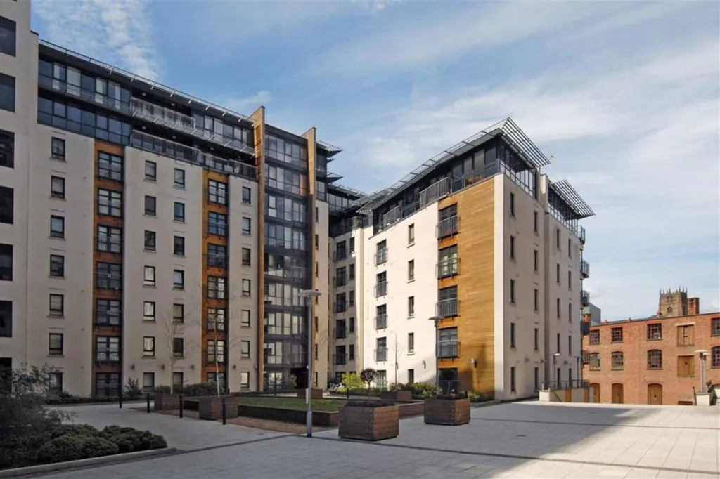 Apartment in Nottingham, Lace Market, The Meadows - View 3