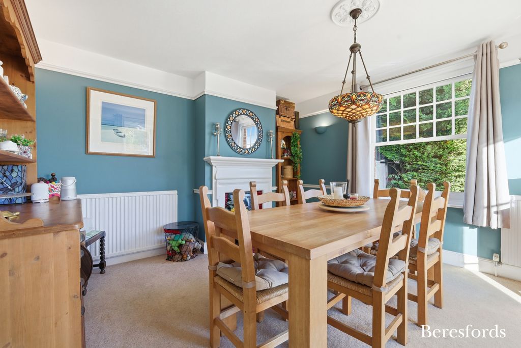 Property photo 3 of 33 Picture 3