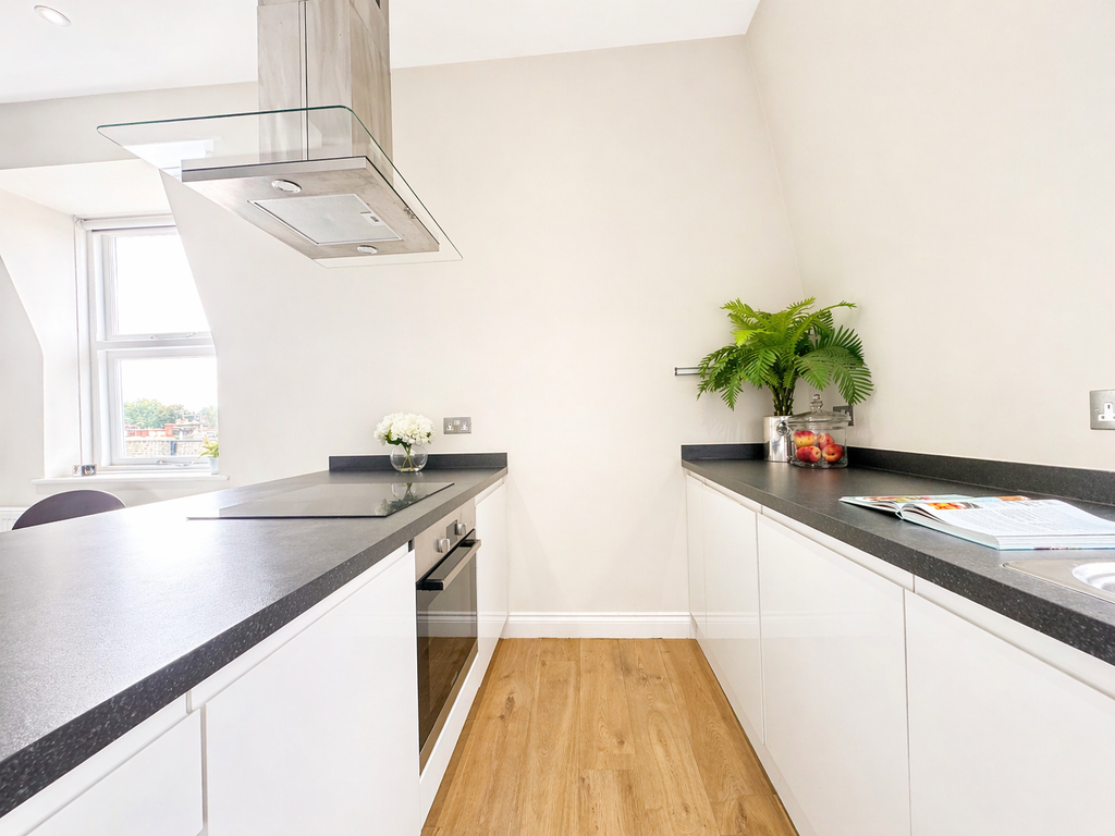 Property photo 3 of 9 3