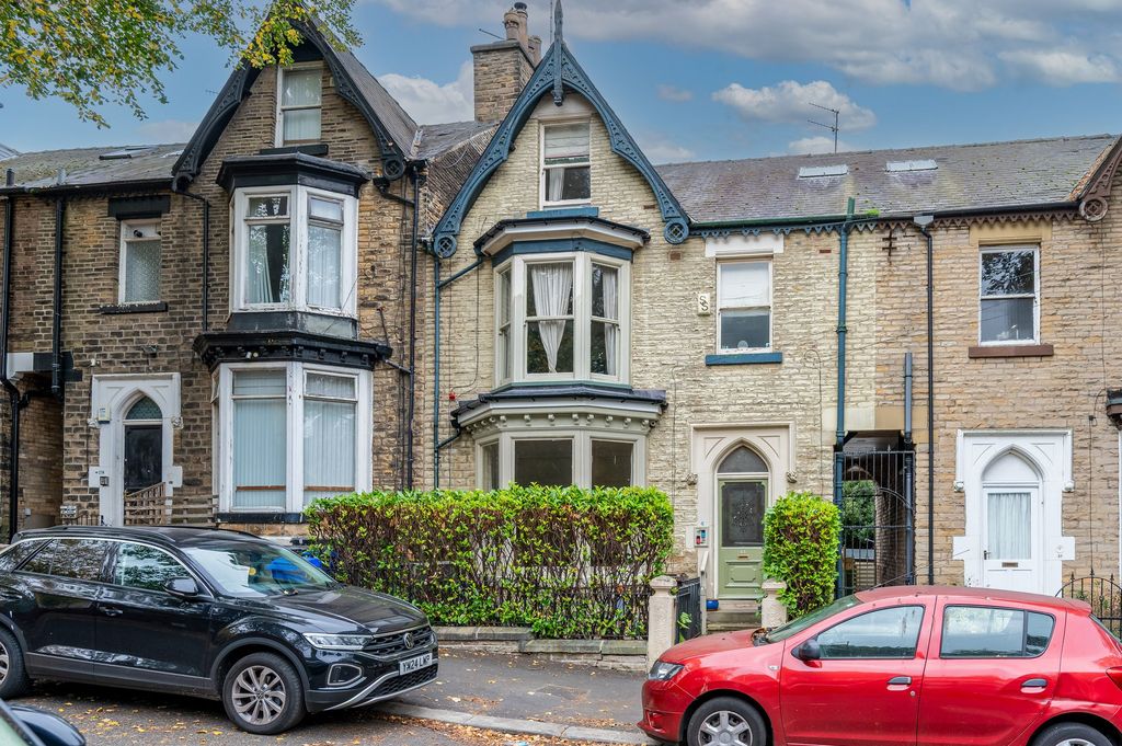 Property photo 1 of 29