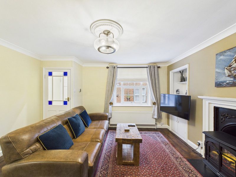 Property photo 2 of 14